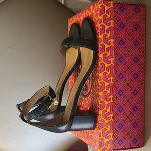 Black Tory Burch sandal